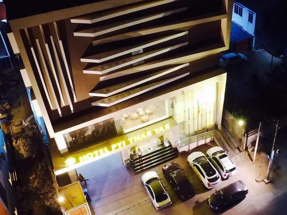 Elegant Hotel Pyi Thar Yar Янгон Экстерьер фото